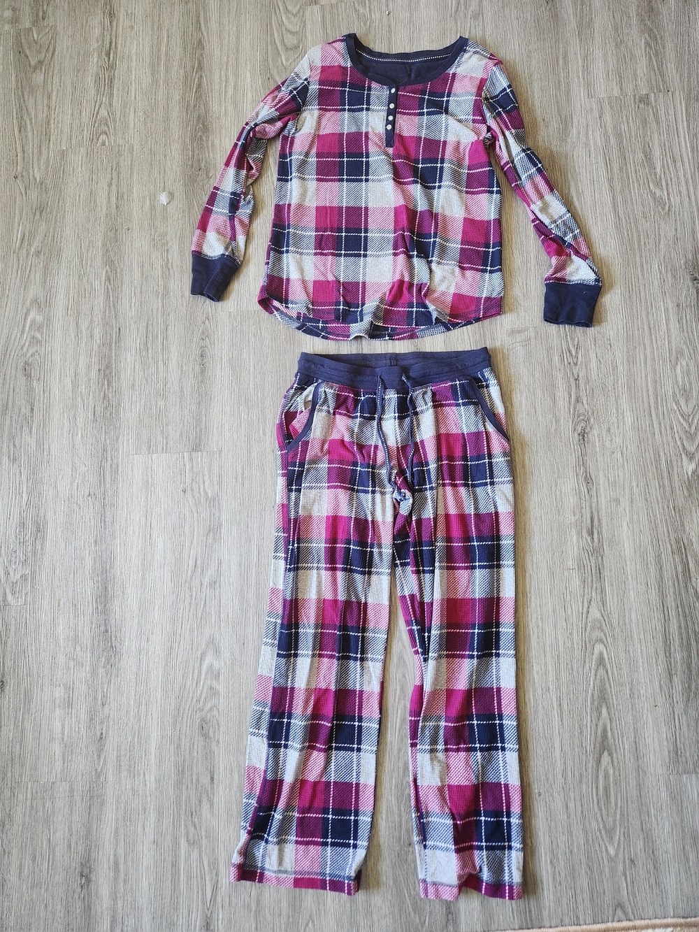 Nautica Plaid Fleece Pajama Set - Womens Medium